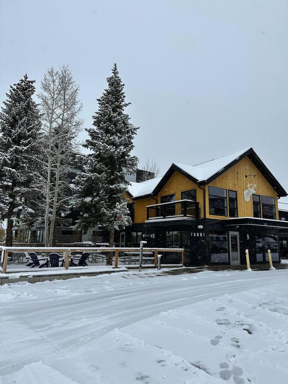 Gravity Haus Winter Park Hotel Exterior photo