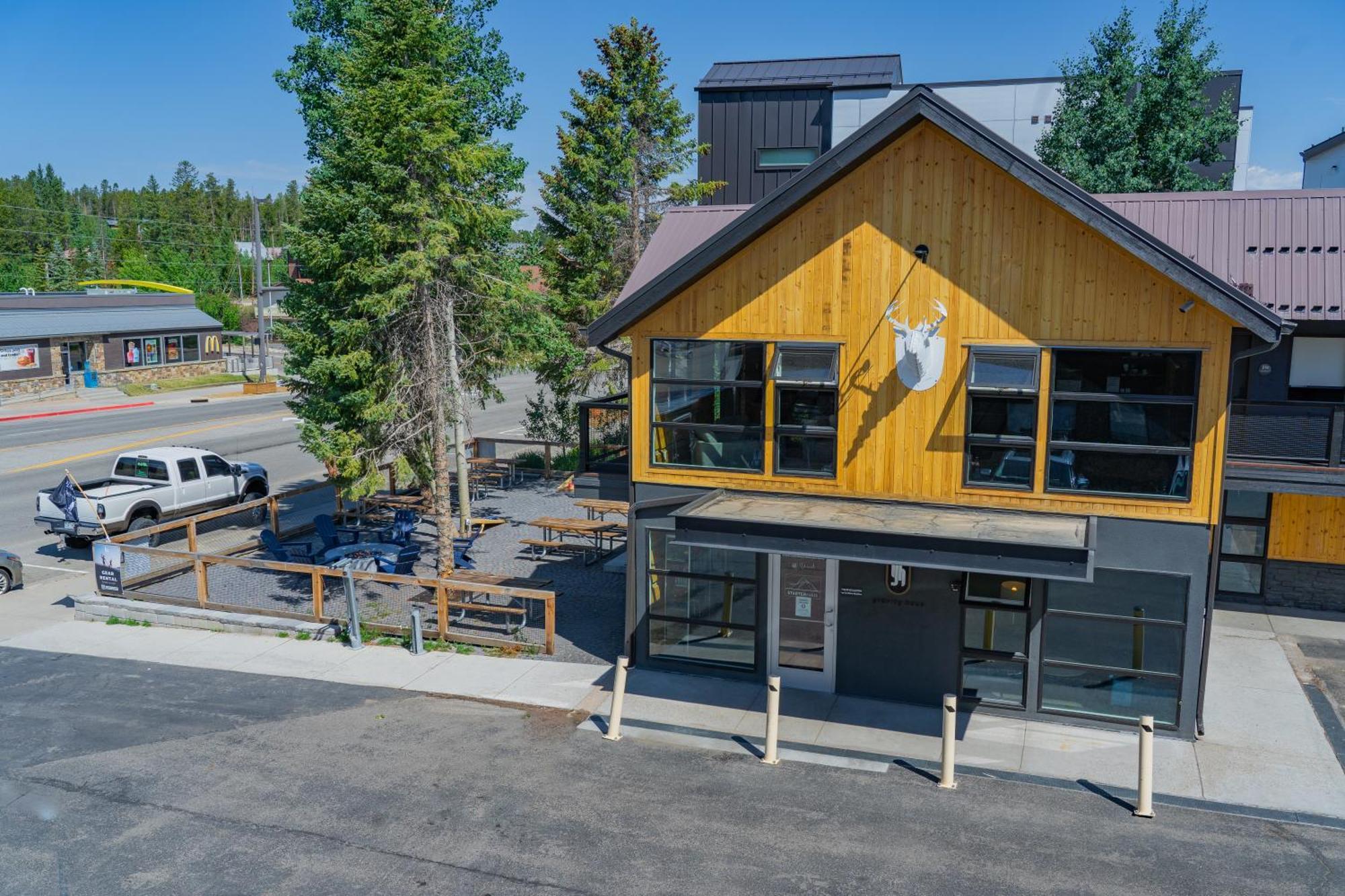 Gravity Haus Winter Park Hotel Exterior photo